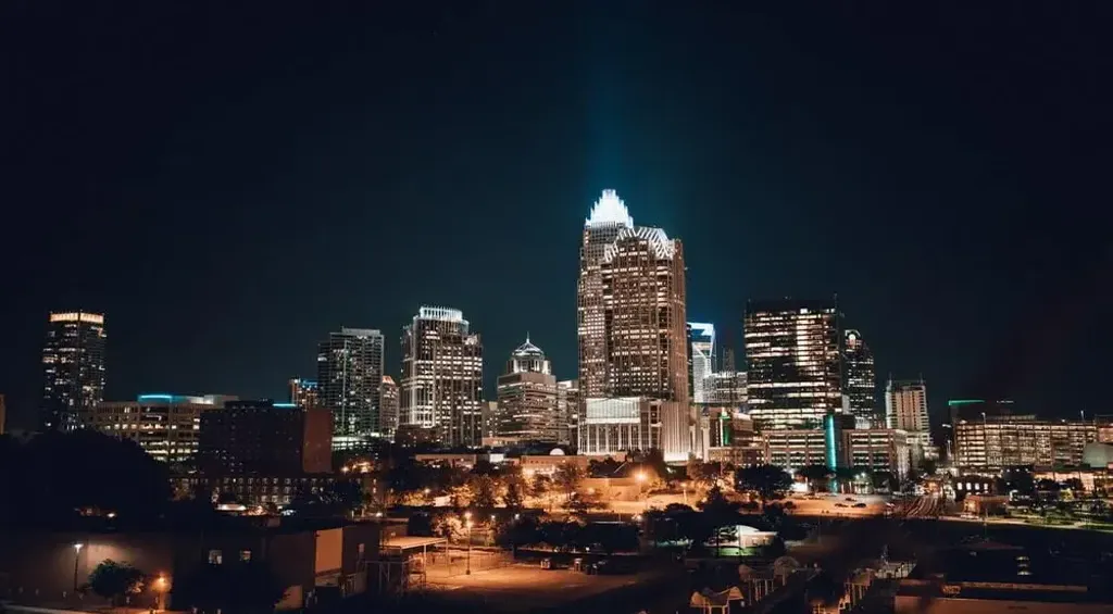 Charlotte uptown horizon at night