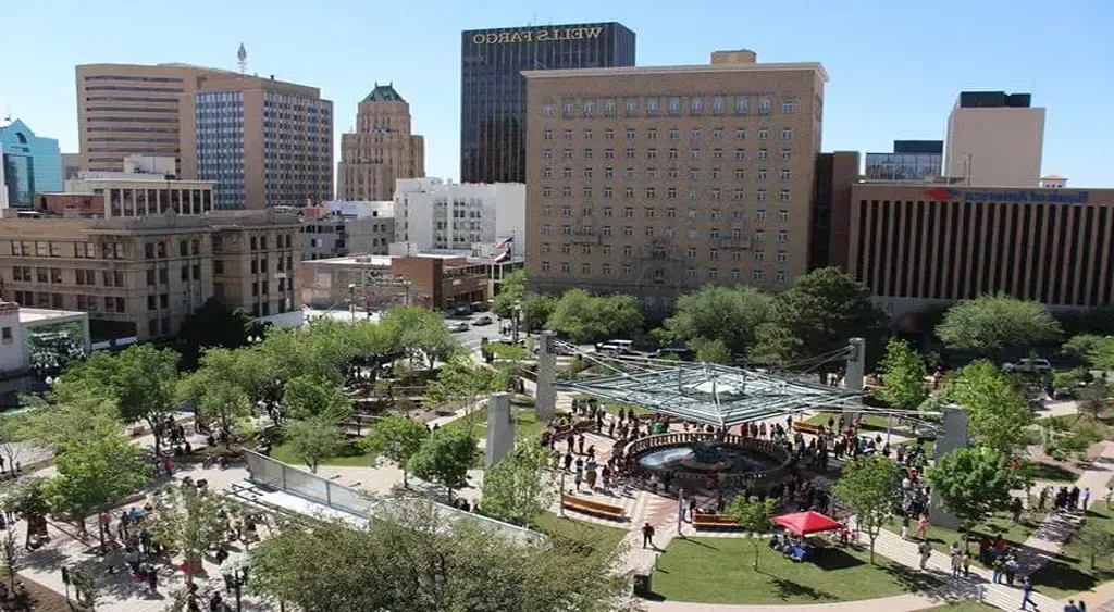 San Jacinto Plaza